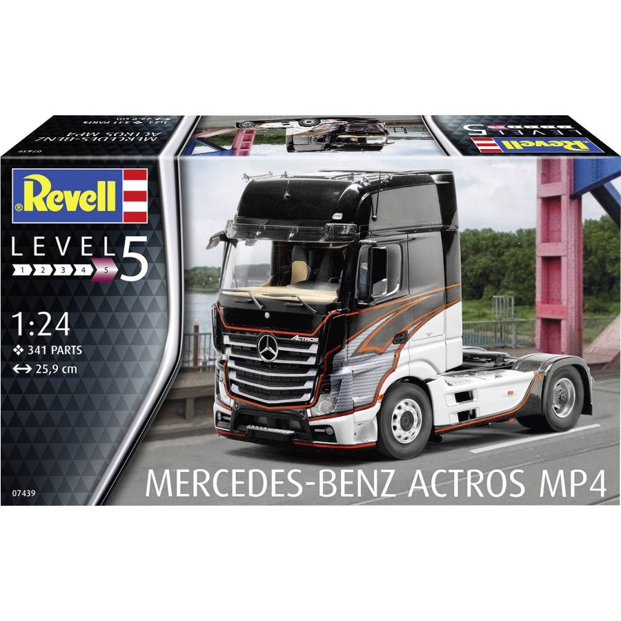 Revell Model Kit 1:24 Mercedes Benz Actros MP4