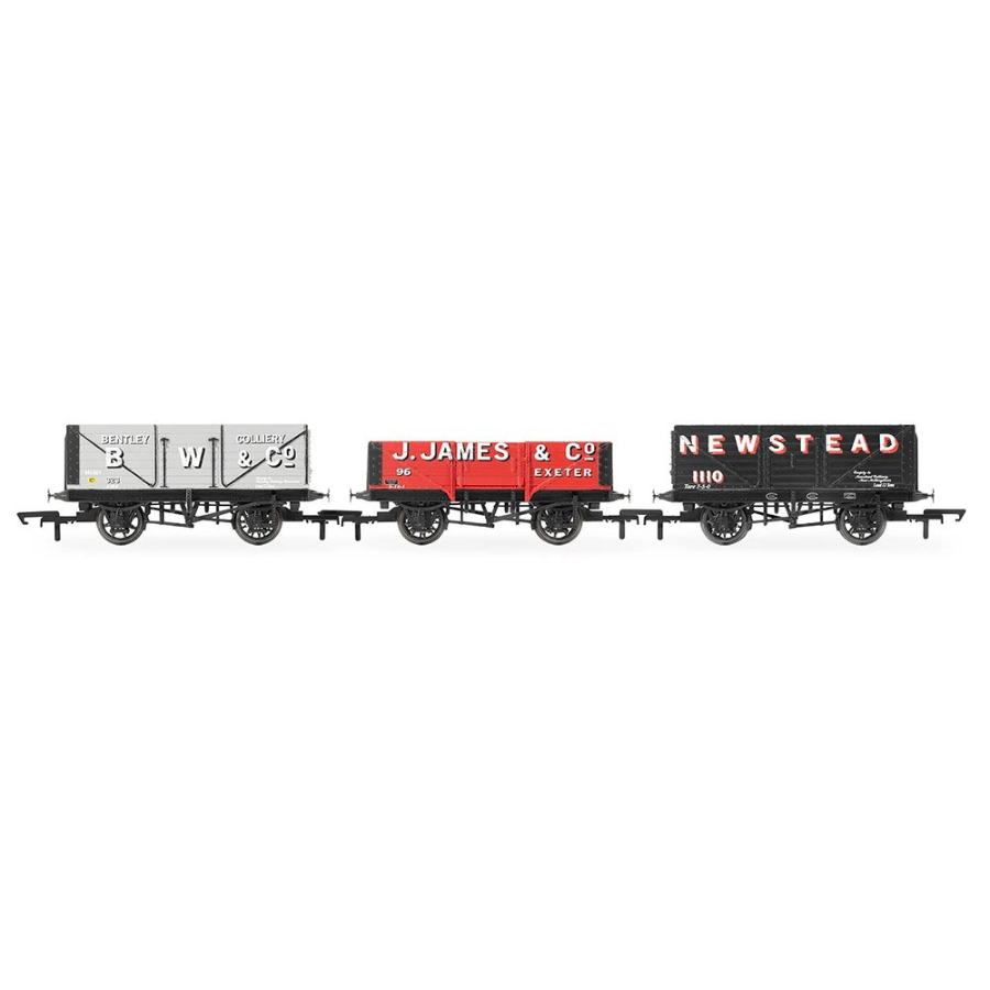 Hornby Rail Trains HO-OO Carriage Triple Wagon Pack Era 3