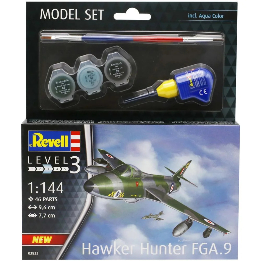 Revell Model Kit Gift Set 1:72 Hawker Hunter FGA.9