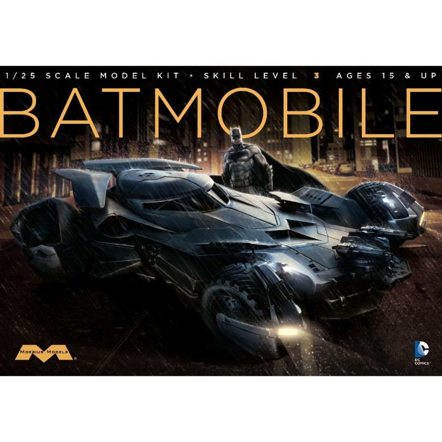 Moebius Model Kit 1:25 Batman V Superman Batmobile