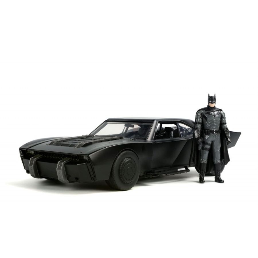 Jada Diecast 1:18 2022 Batmobile With Batman Figure