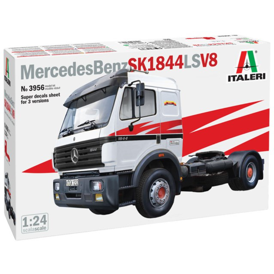 Italeri Model Kit 1:24 Mercedes Benz SK 1844 LS V8