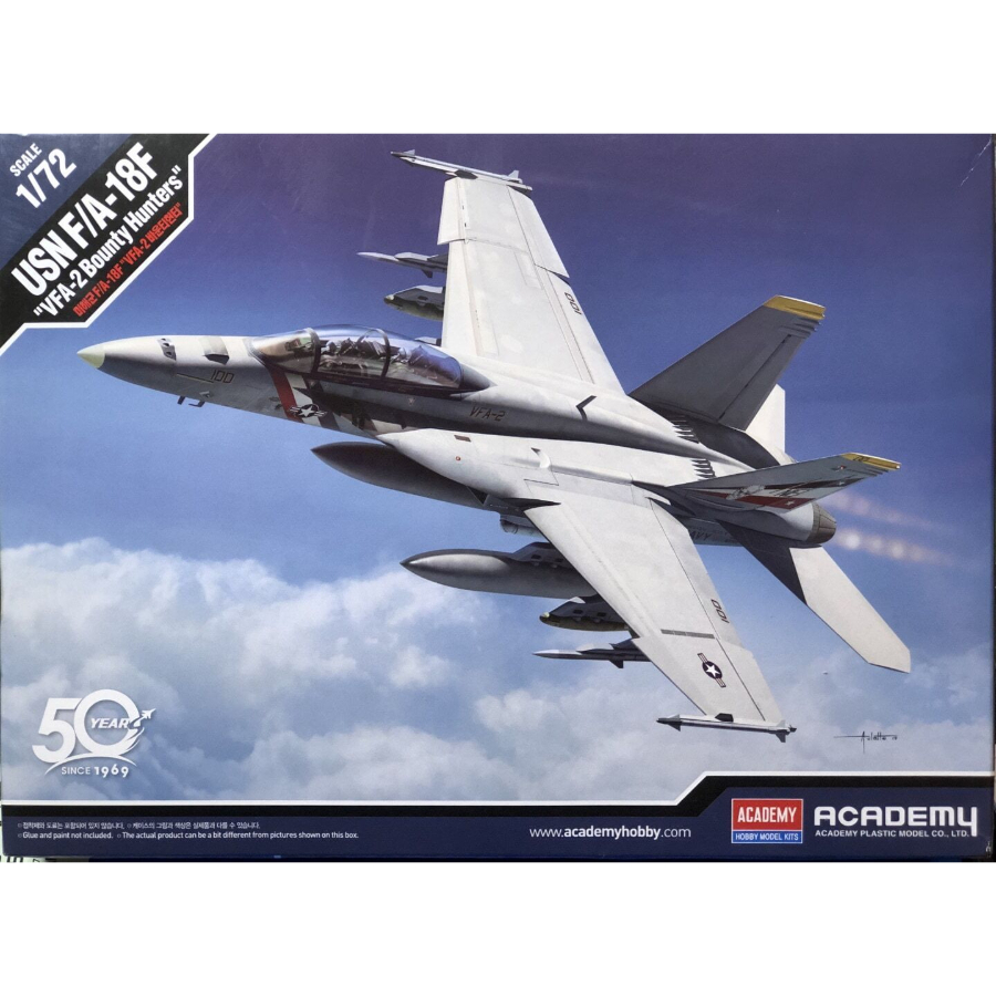 Academy Model Kit 1:72 USN FA-18F VFA-2 Bounty Hunters Aus Decals