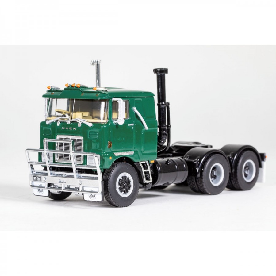 Drake Collectables Mack F700 Green