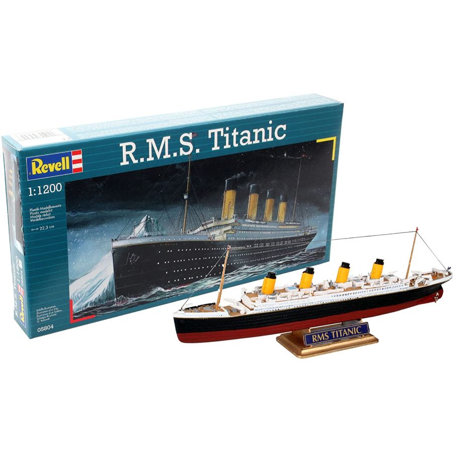 Revell Model Kit 1:1200 RMS Titanic