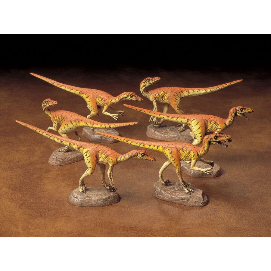 Tamiya Model Kit 1:35 Velociraptors 6 Pack