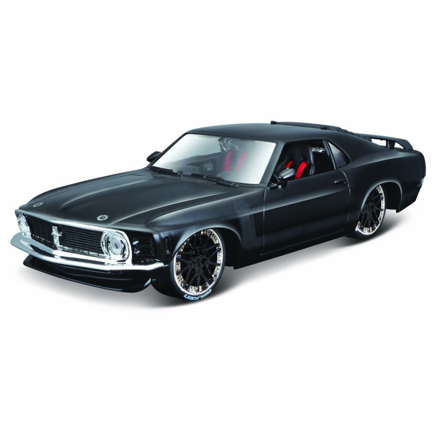 Maisto Diecast 1:24 Design Classic Muscle 1970 Ford Mustang Boss 302 Assorted