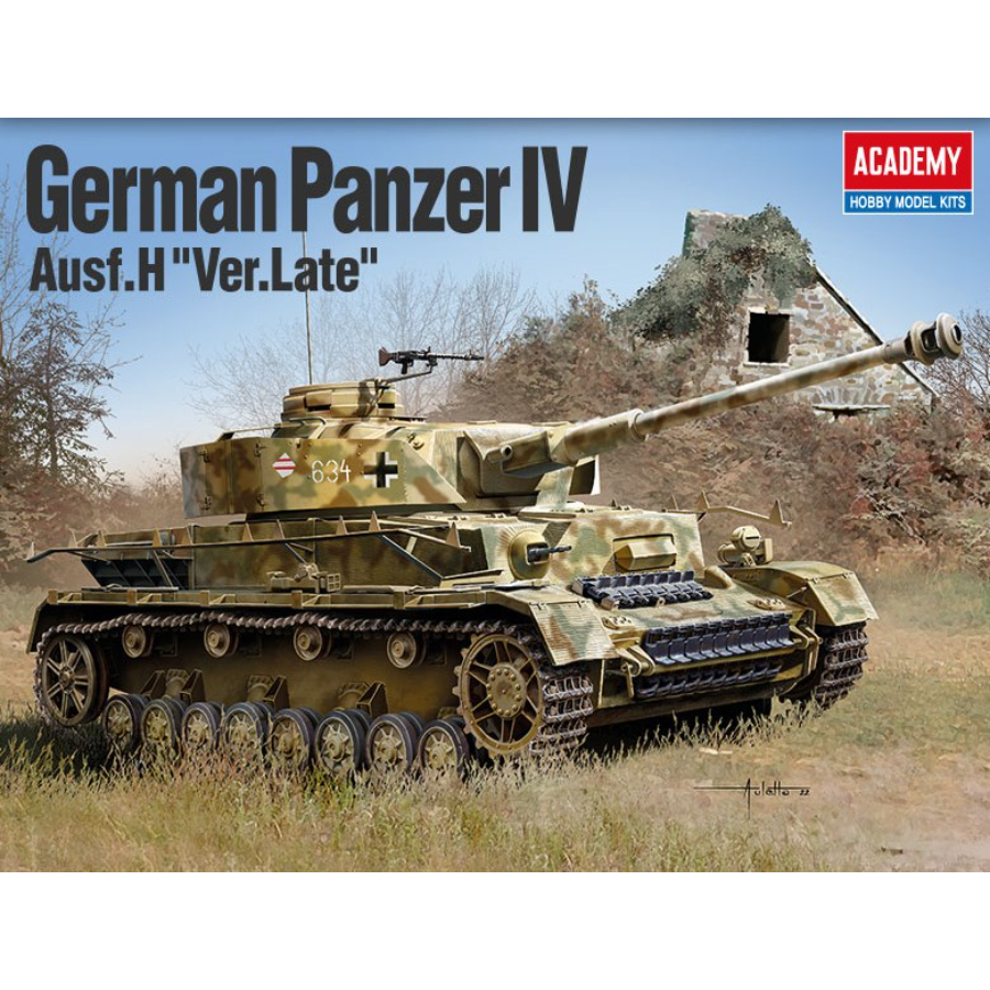Academy Model Kit 1:35 German Panzer IV Ausf H Ver Late