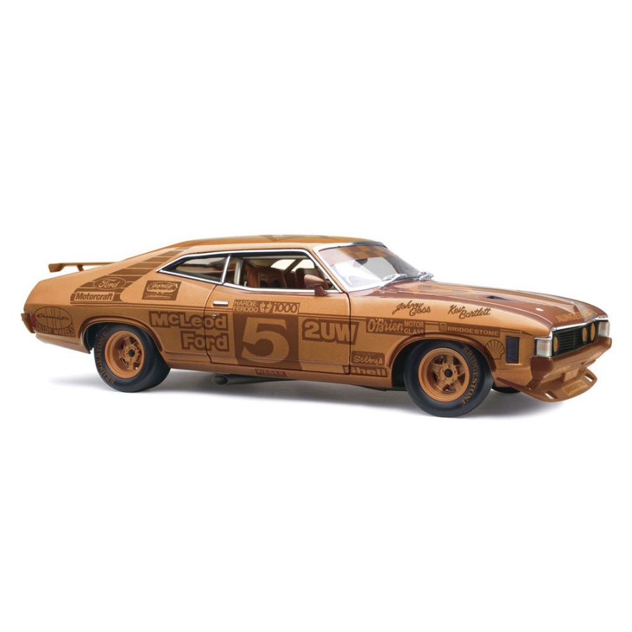 Classic Carlectables Diecast 1:18 Ford XA Falcon GT 1974 Bathurst Winner 50th Aniversary Gold Livery