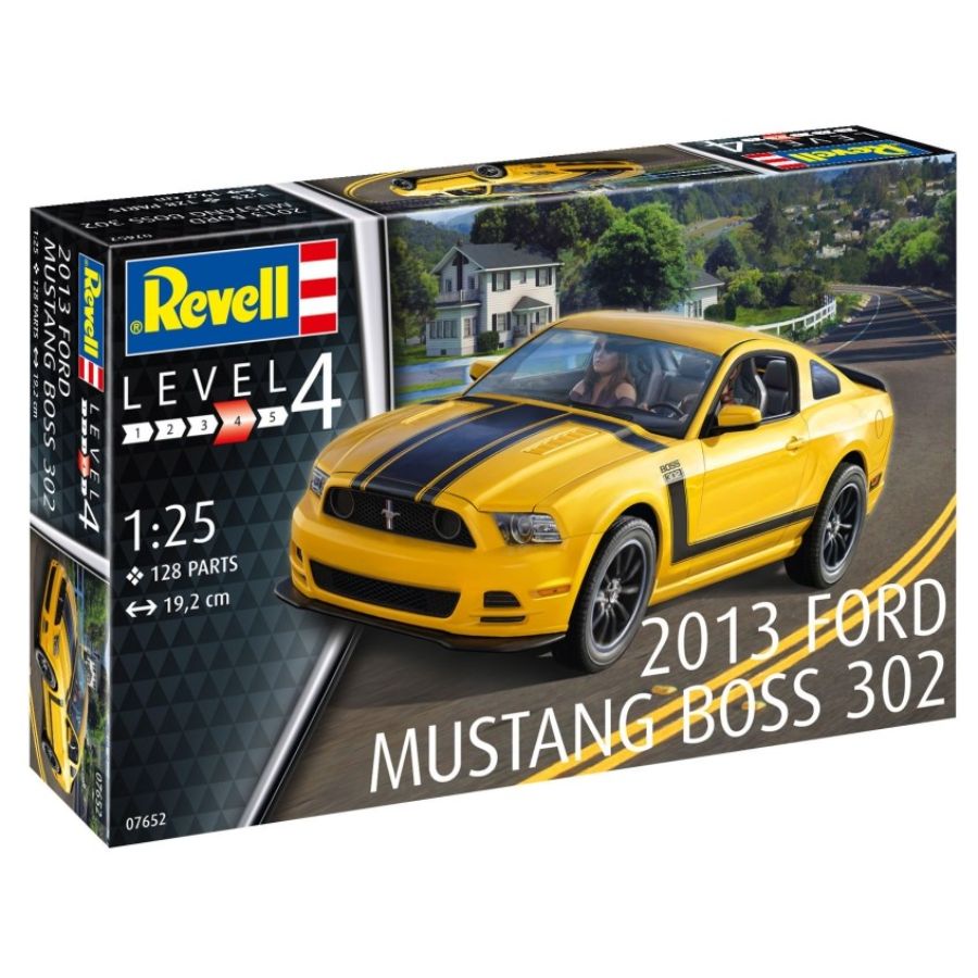 Revell Model Kit 1:25 2013 Ford Mustang Boss 302